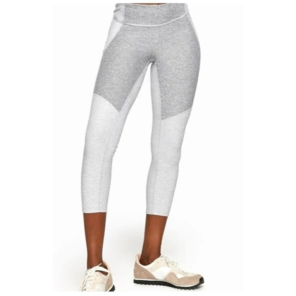 Outdoor Voices Gray Three Quarter‎ Length Warmup Athletic Leggings Size S
